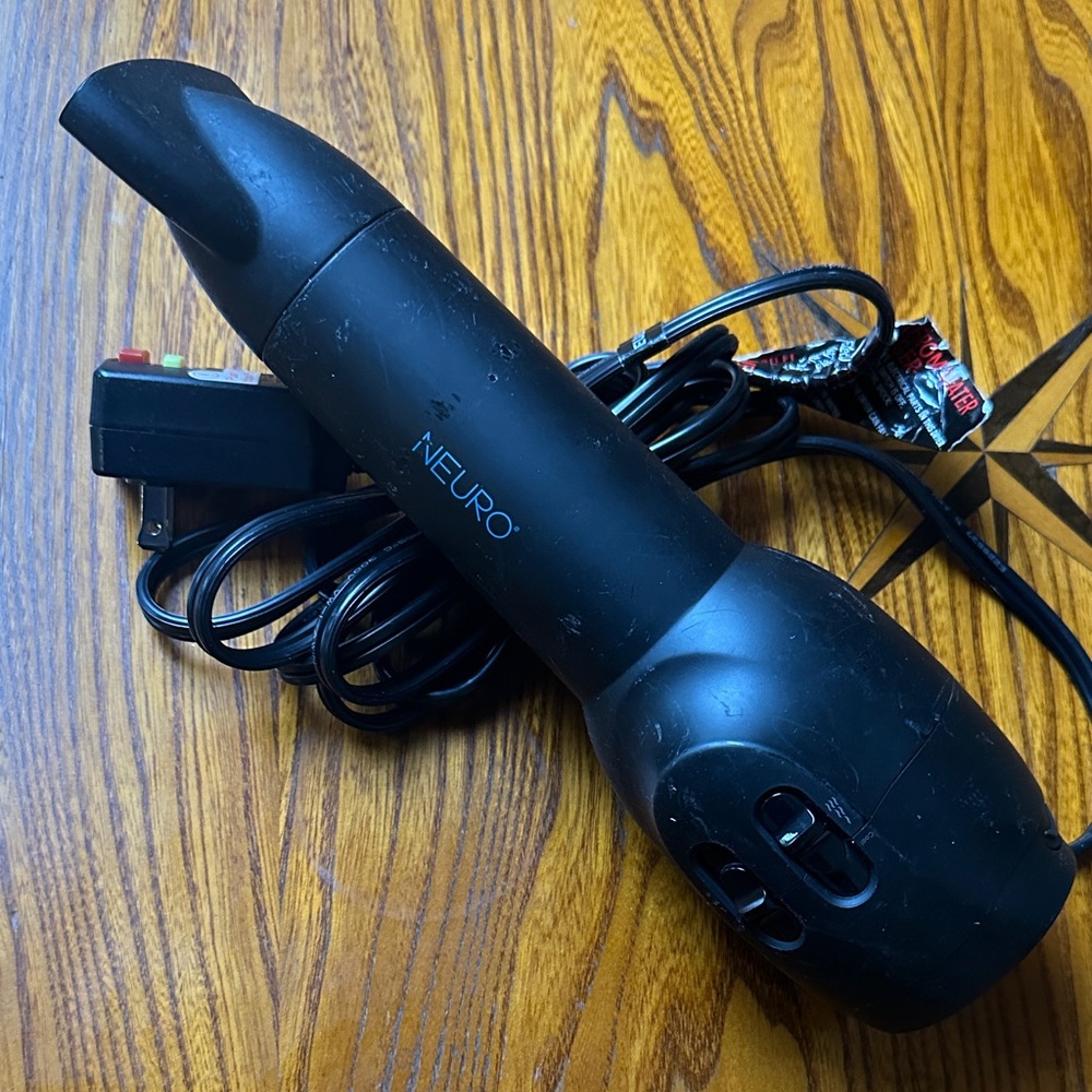 Neuro Black Hair Dryer